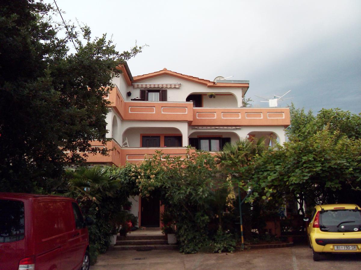 Apartments Vila Ida Vantacici Ngoại thất bức ảnh